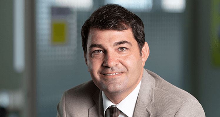 SOSYAL SORUMLULUKTA HİSLERİMİZLE HAREKET EDİYORUZ